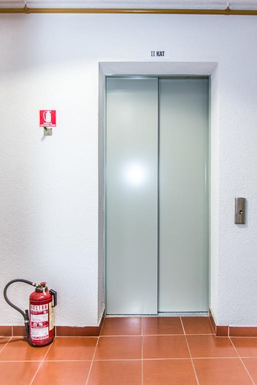 Apartment Roko Осиек Екстериор снимка