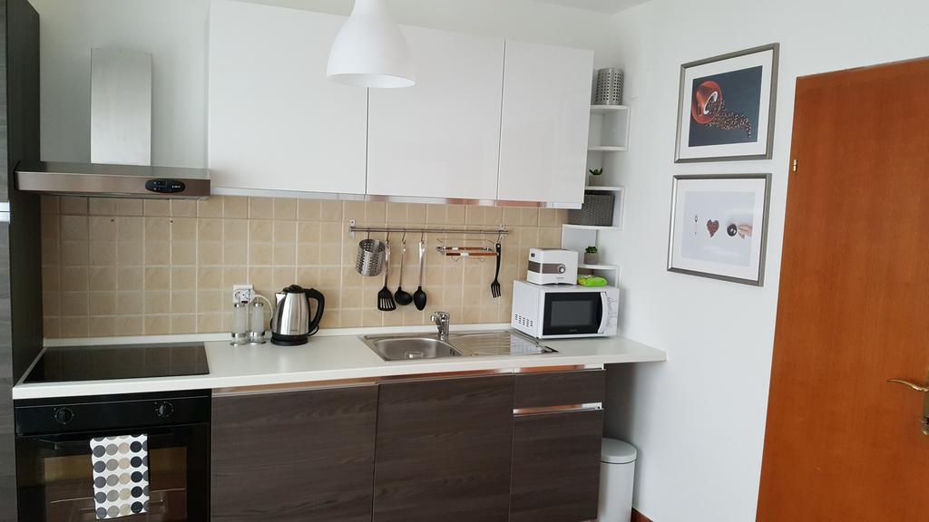 Apartment Roko Осиек Екстериор снимка