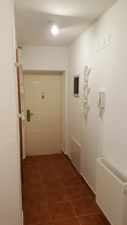 Apartment Roko Осиек Екстериор снимка
