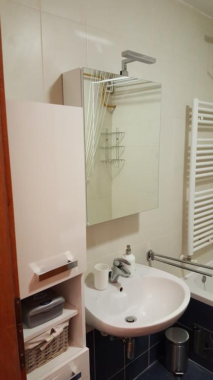 Apartment Roko Осиек Екстериор снимка